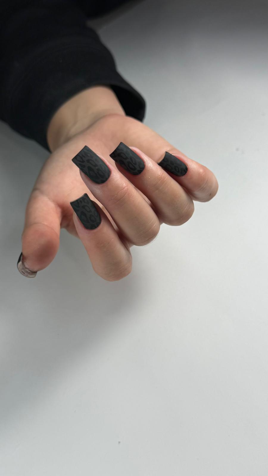Black leopard matte
