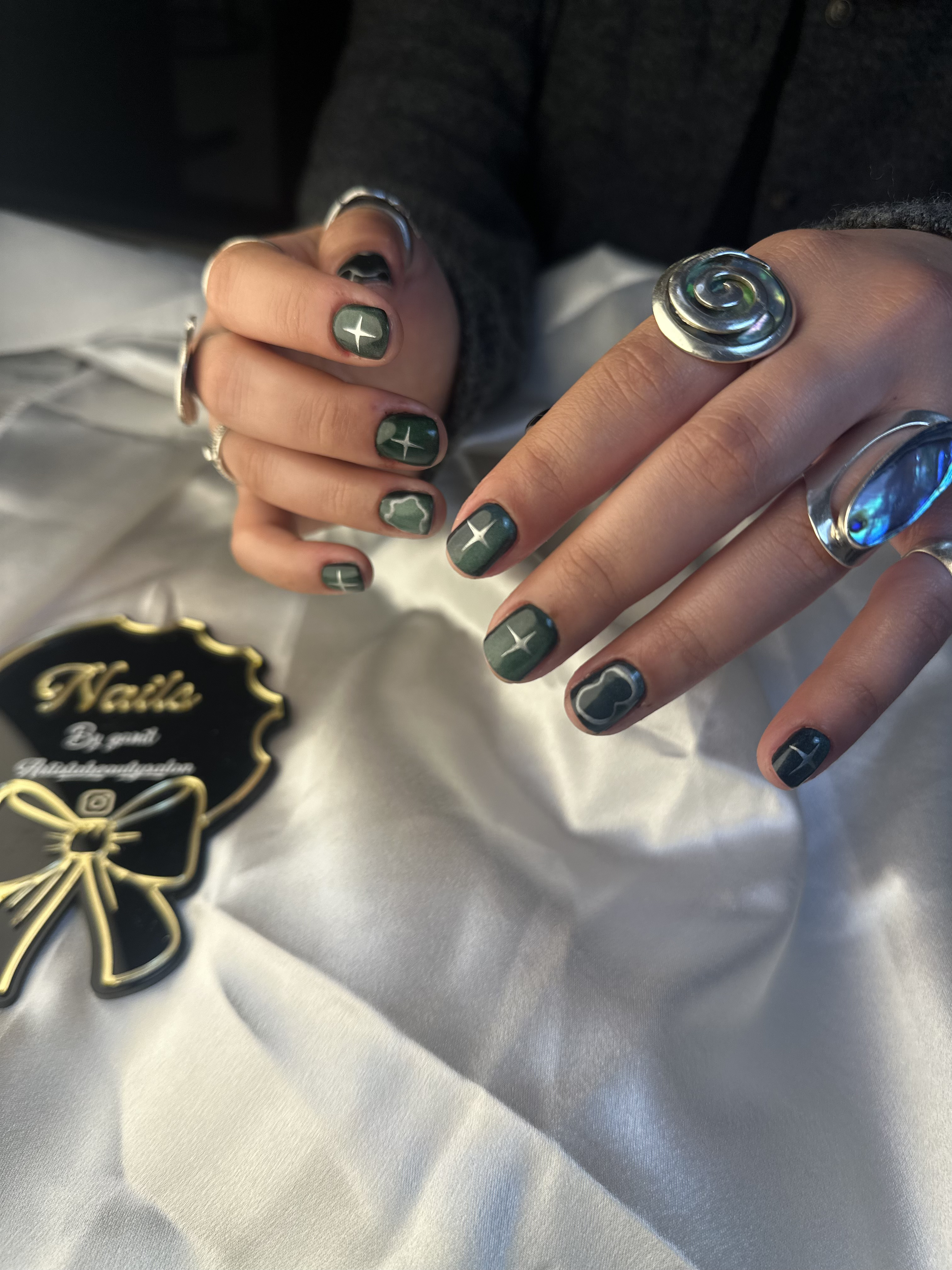 לק ג׳ל על טבעיות